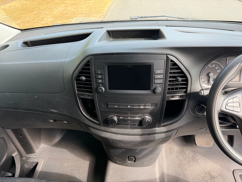 Mercedes-Benz 116 e Progressive Panel Van 0.0 Automatic Electric