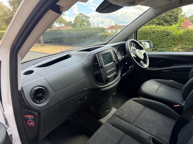 Mercedes-Benz 116 e Progressive Panel Van 0.0 Automatic Electric