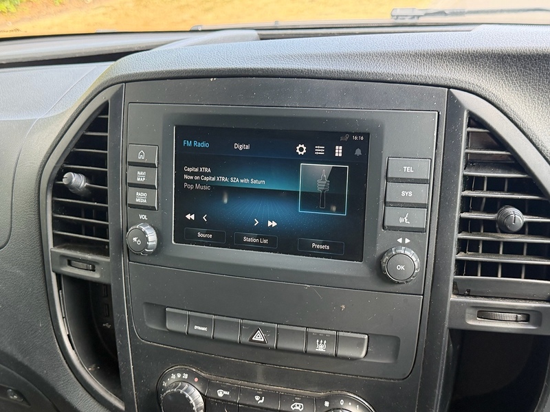 Mercedes-Benz 116 e Progressive Panel Van 0.0 Automatic Electric