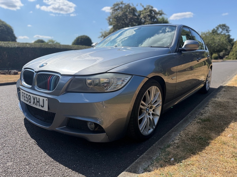 BMW 318i M Sport Saloon 2.0 Automatic Petrol