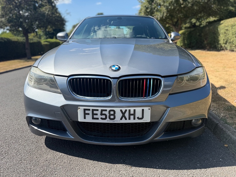 BMW 318i M Sport Saloon 2.0 Automatic Petrol