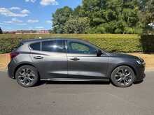 Ford Focus T EcoBoost MHEV ST-Line 