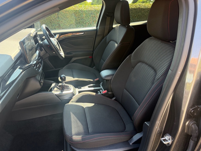 Ford T EcoBoost MHEV ST-Line Hatchback 1.0 Manual Petrol Hybrid
