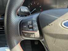 Ford Focus T EcoBoost MHEV ST-Line 