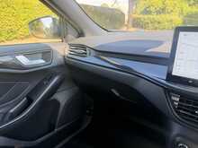 Ford Focus T EcoBoost MHEV ST-Line 