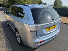 Mitsubishi Outlander h GX4h 
