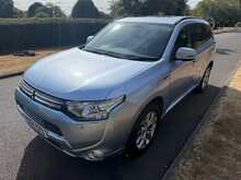 Mitsubishi Outlander h GX4h 