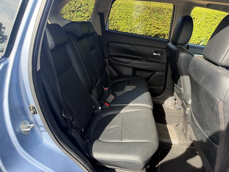 Mitsubishi h GX4h SUV 2.0 Automatic Petrol Plug-in Hybrid
