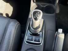 Mitsubishi Outlander h GX4h 
