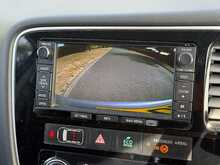 Mitsubishi Outlander h GX4h 