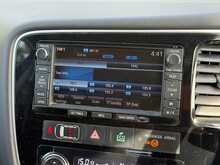 Mitsubishi Outlander h GX4h 