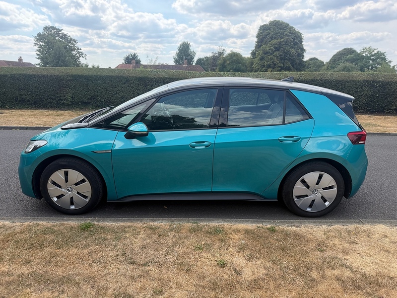 Volkswagen Pro Life Hatchback 0.0 Automatic Electric