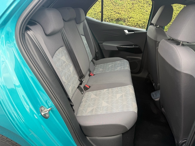 Volkswagen Pro Life Hatchback 0.0 Automatic Electric