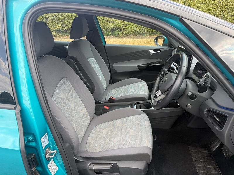 Volkswagen Pro Life Hatchback 0.0 Automatic Electric