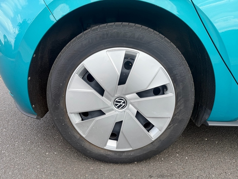 Volkswagen Pro Life Hatchback 0.0 Automatic Electric