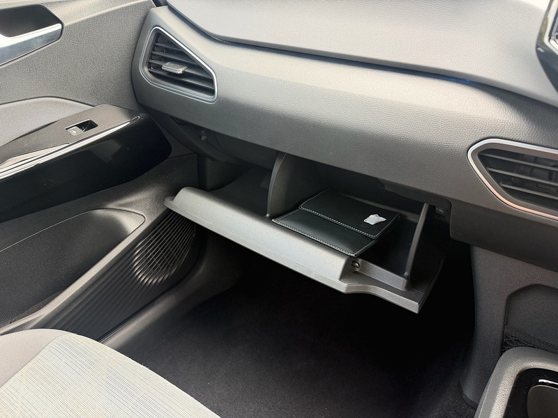 Volkswagen Pro Life Hatchback 0.0 Automatic Electric