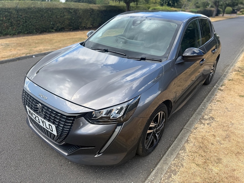 Peugeot PureTech Allure Premium + Hatchback 1.2 Manual Petrol
