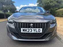 Peugeot 208 PureTech Allure Premium + 