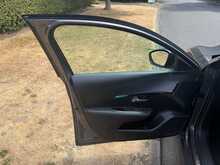 Peugeot 208 PureTech Allure Premium + 