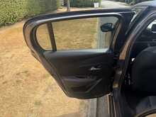 Peugeot 208 PureTech Allure Premium + 