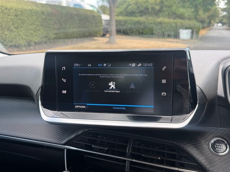 Peugeot PureTech Allure Premium + Hatchback 1.2 Manual Petrol