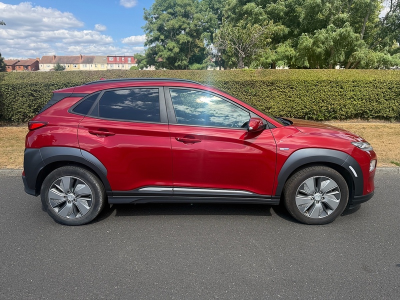 Hyundai Premium SUV 0.0 Automatic Electric