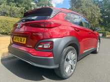 Hyundai KONA Premium 