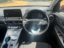 Hyundai KONA Premium 