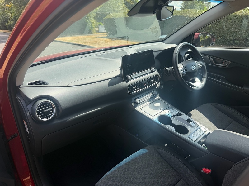 Hyundai Premium SUV 0.0 Automatic Electric