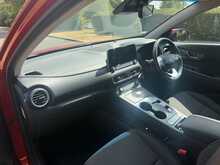 Hyundai KONA Premium 