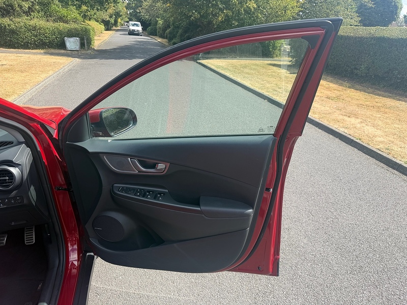 Hyundai Premium SUV 0.0 Automatic Electric