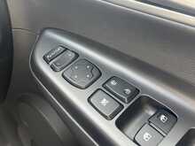 Hyundai KONA Premium 