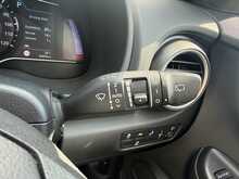 Hyundai KONA Premium 