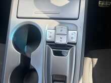 Hyundai KONA Premium 