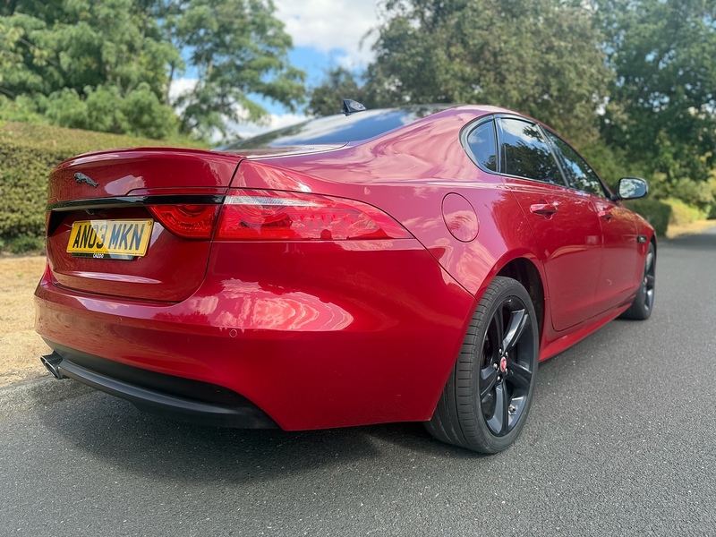 Jaguar d R-Sport Saloon 2.0 Automatic Diesel