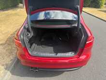 Jaguar XF d R-Sport 