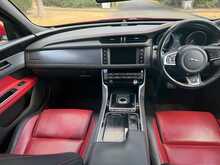 Jaguar XF d R-Sport 