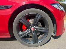 Jaguar XF d R-Sport 