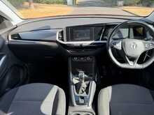 Vauxhall Grandland Turbo Design 