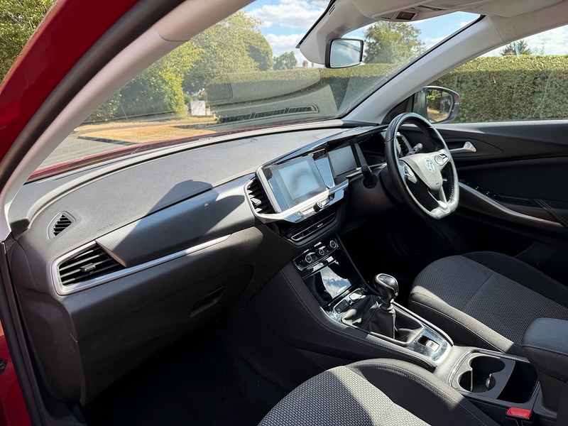 Vauxhall Turbo Design SUV 1.2 Manual Petrol