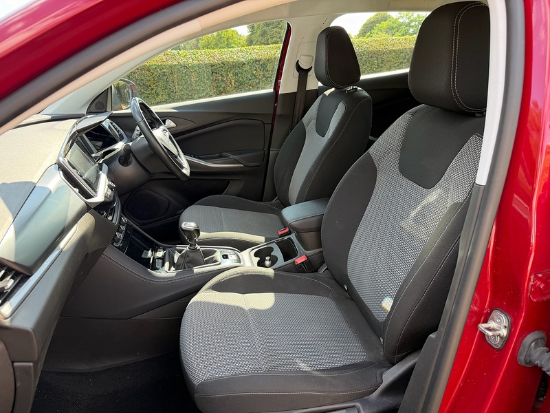 Vauxhall Turbo Design SUV 1.2 Manual Petrol