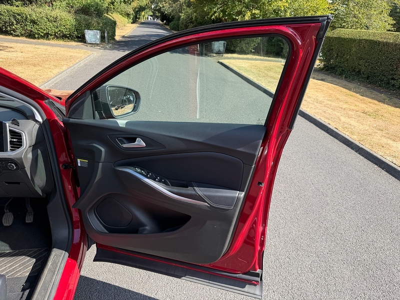 Vauxhall Turbo Design SUV 1.2 Manual Petrol