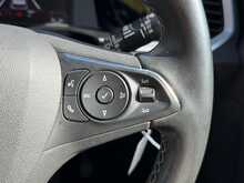Vauxhall Grandland Turbo Design 