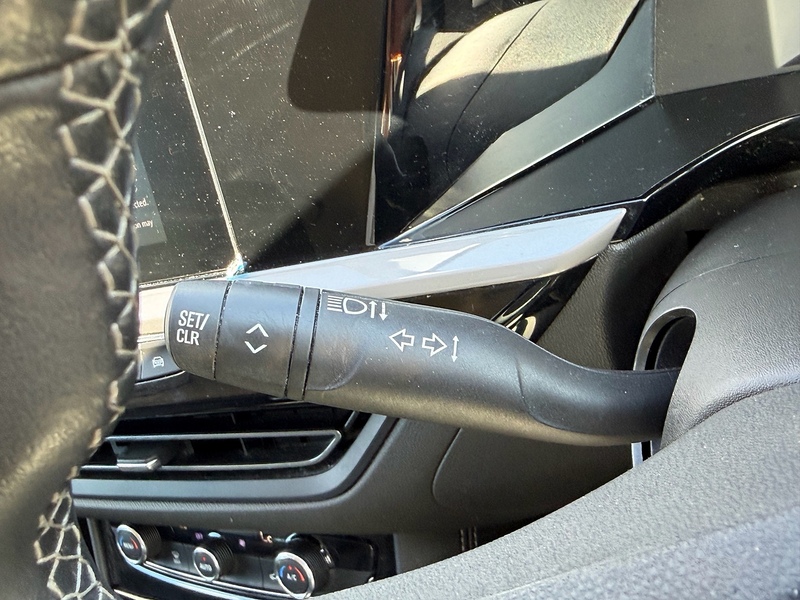 Vauxhall Turbo Design SUV 1.2 Manual Petrol