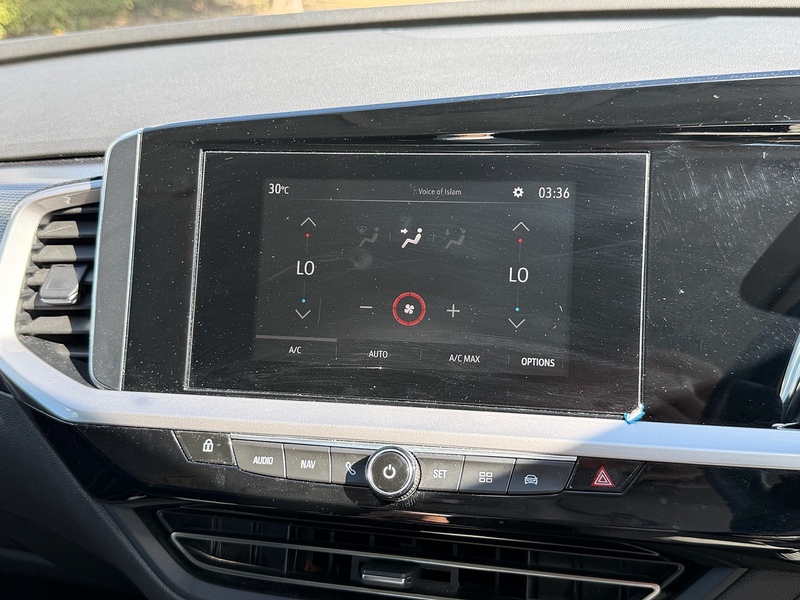 Vauxhall Turbo Design SUV 1.2 Manual Petrol