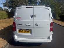 Vauxhall Vivaro Turbo D 2700 Sportive 