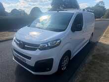 Vauxhall Vivaro Turbo D 2700 Sportive 