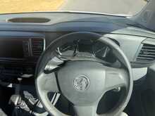 Vauxhall Vivaro Turbo D 2700 Sportive 