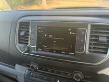 Vauxhall Vivaro Turbo D 2700 Sportive 