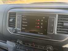 Vauxhall Vivaro Turbo D 2700 Sportive 